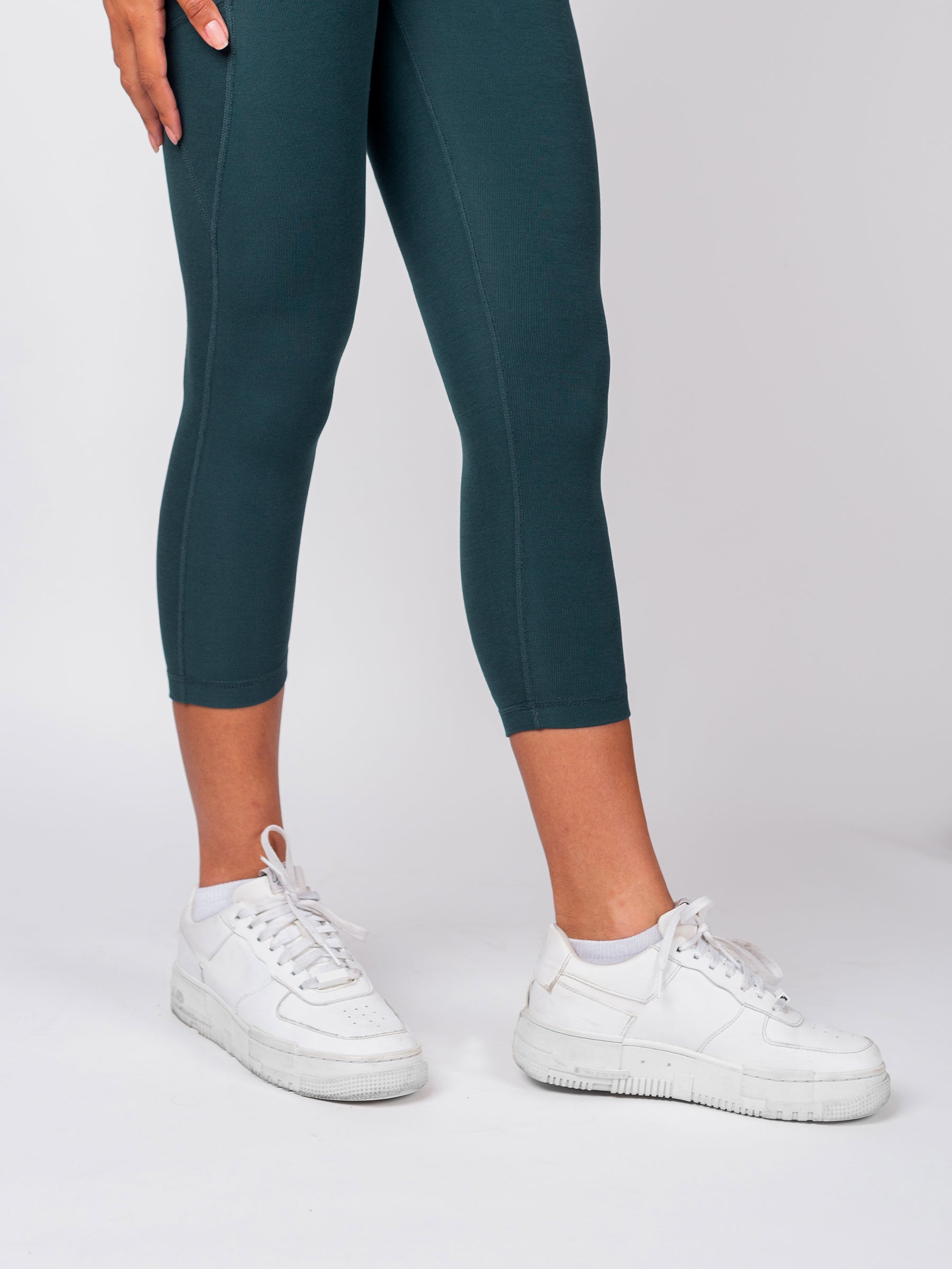 Happy Earth Apparel PlantTec Ribbed Performance Crop Petite Leggings